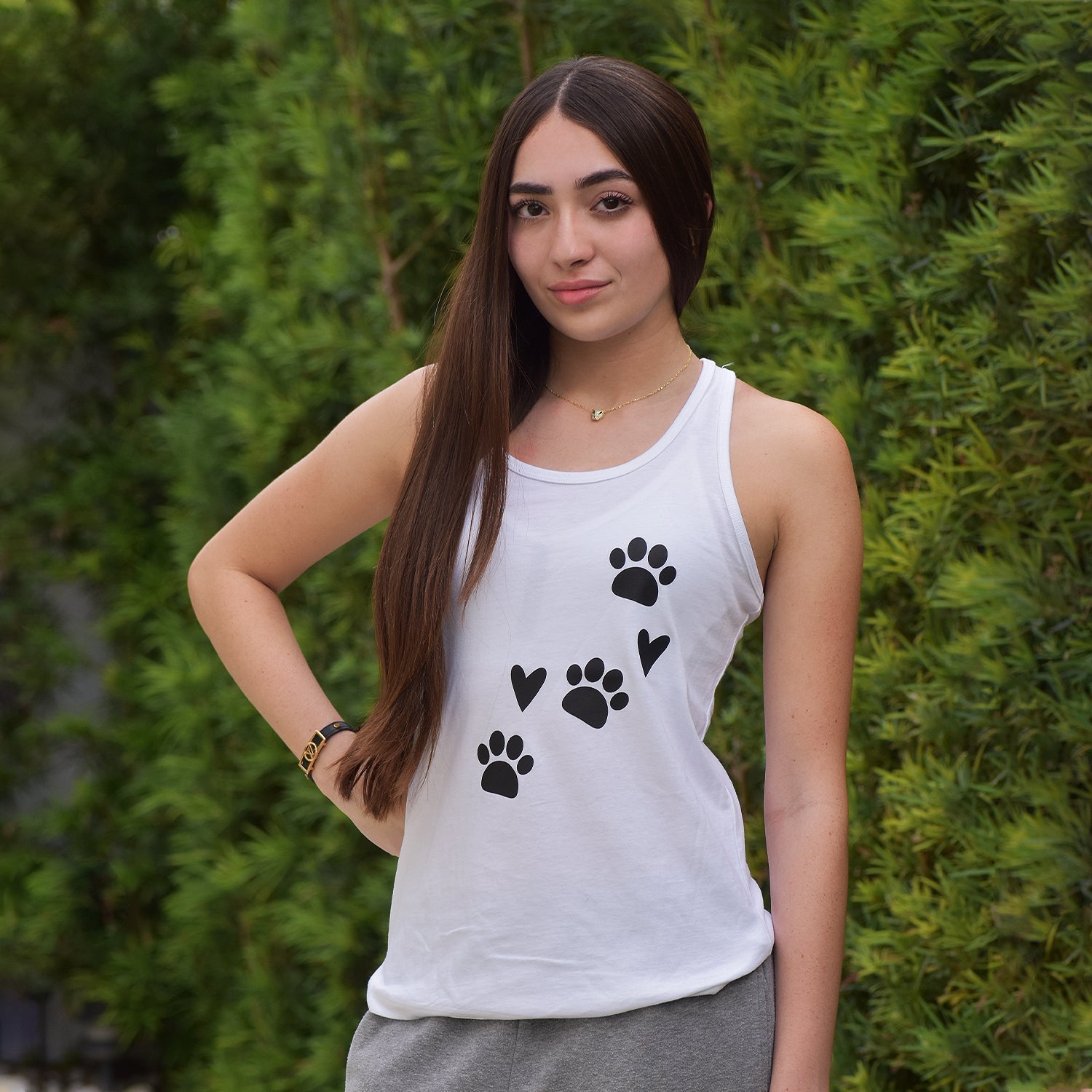 (White)